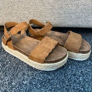 Scalloped Platform Sandals